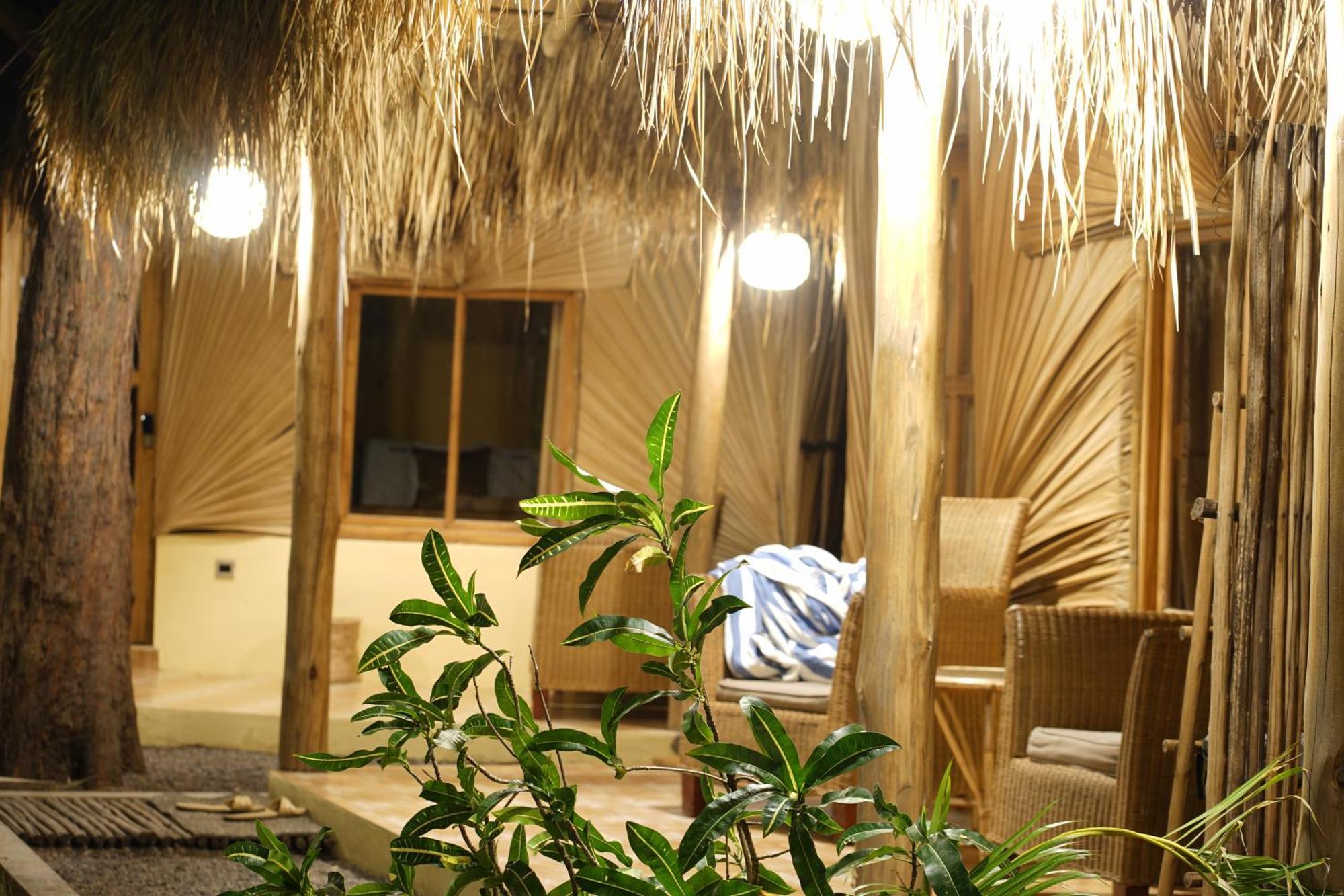 Royal Beach Arugam Bay Esterno foto